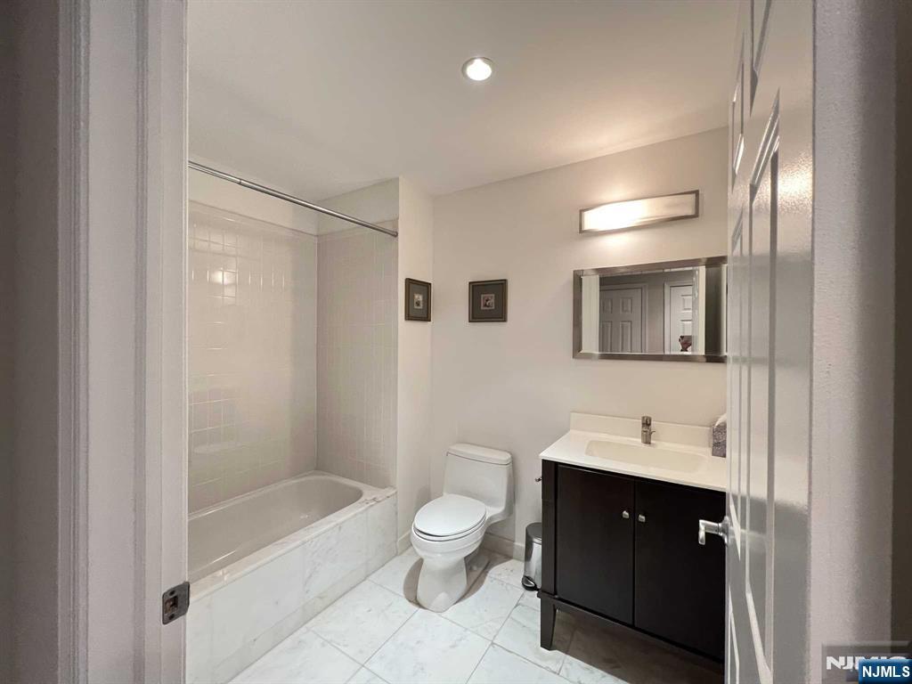 1307 City Place