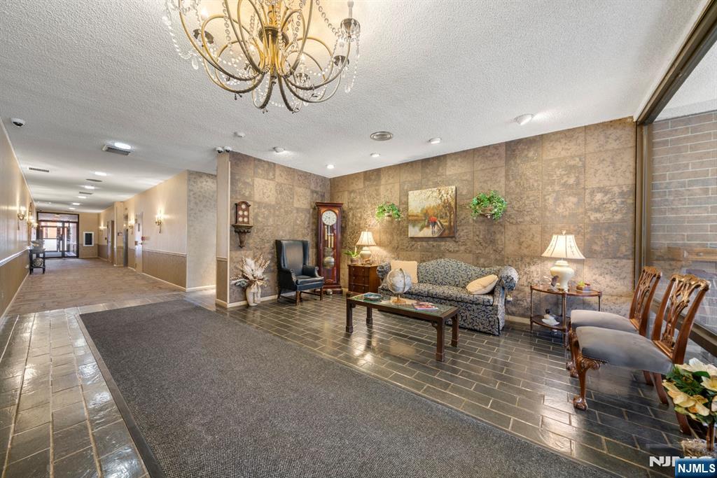 140 Euclid Avenue 3F