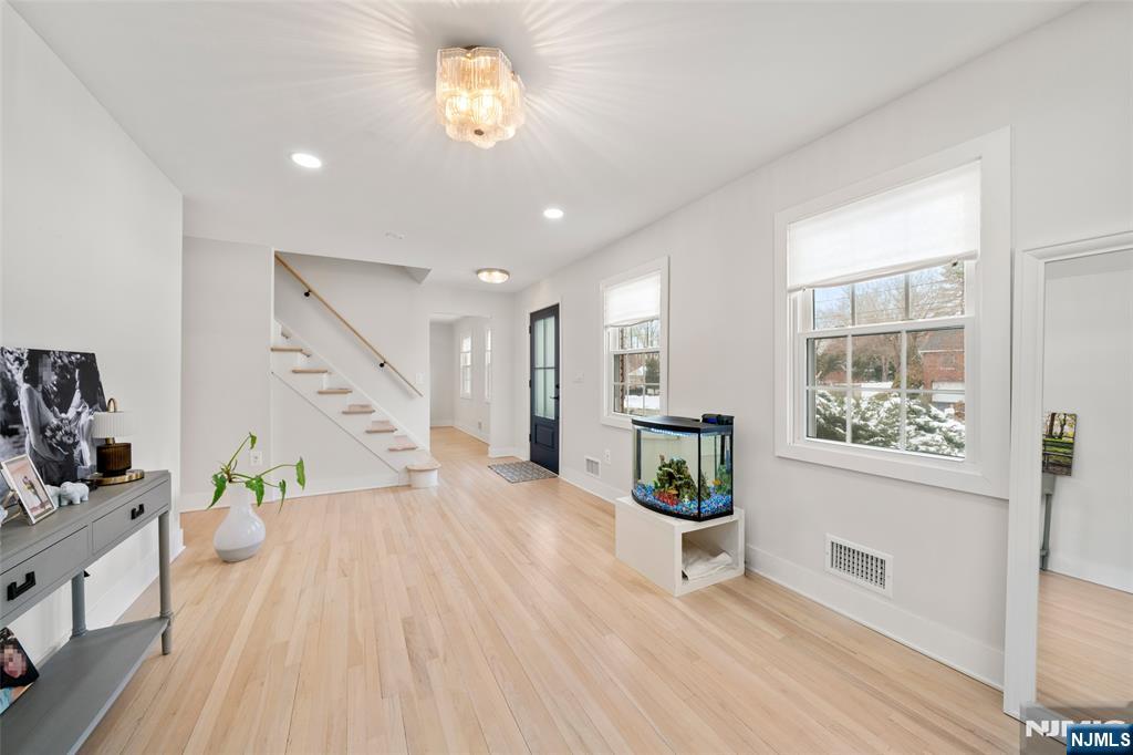 141 Sunset Lane