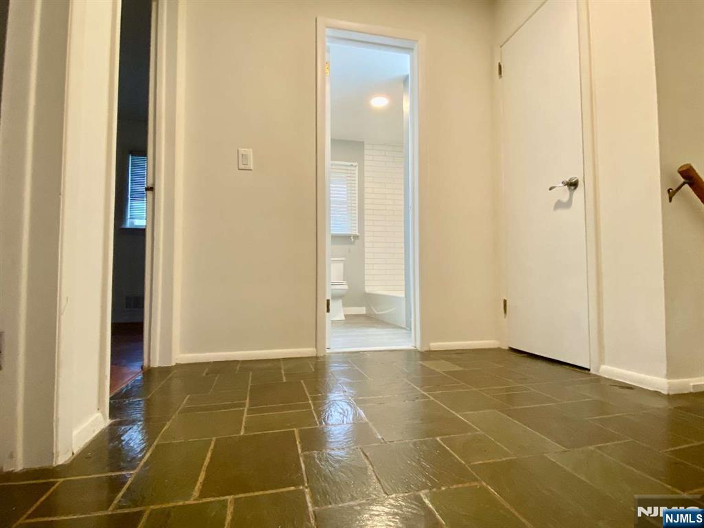110 Garry Road