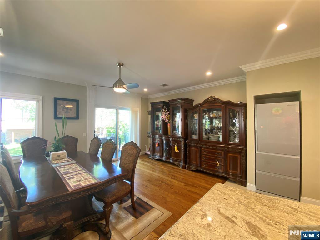 235A Glen Avenue