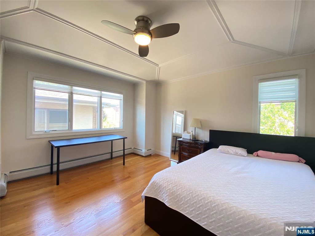 235A Glen Avenue