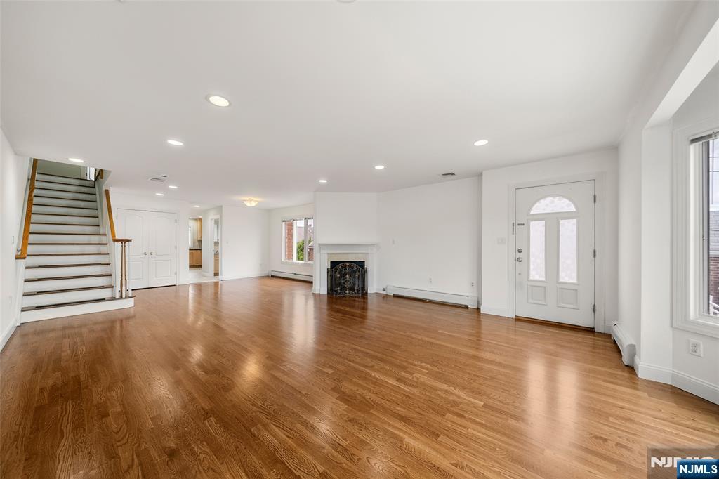 424 E Central B