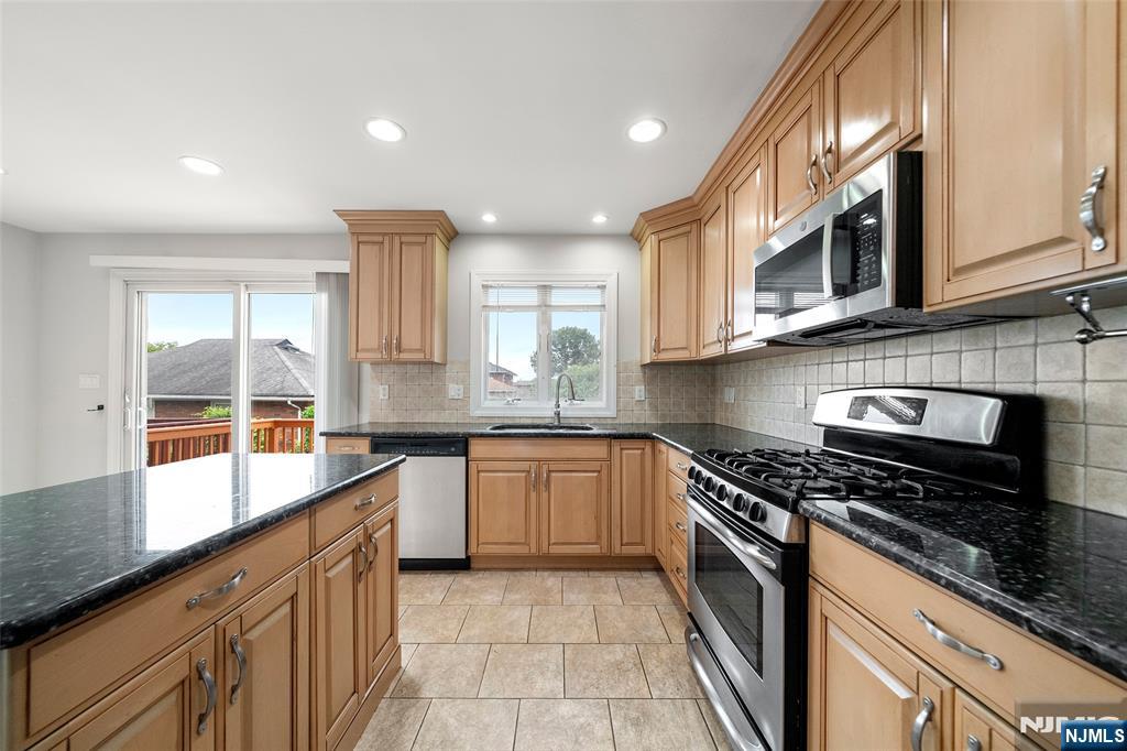 424 E Central B