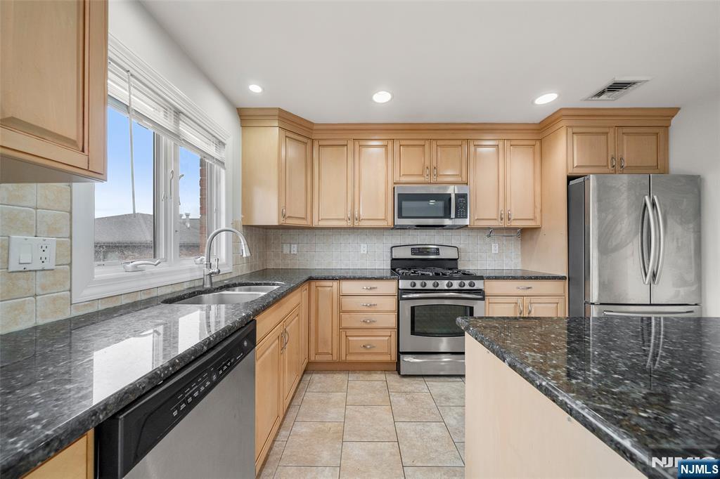424 E Central B