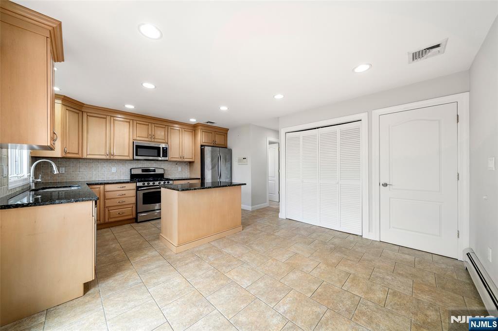 424 E Central B