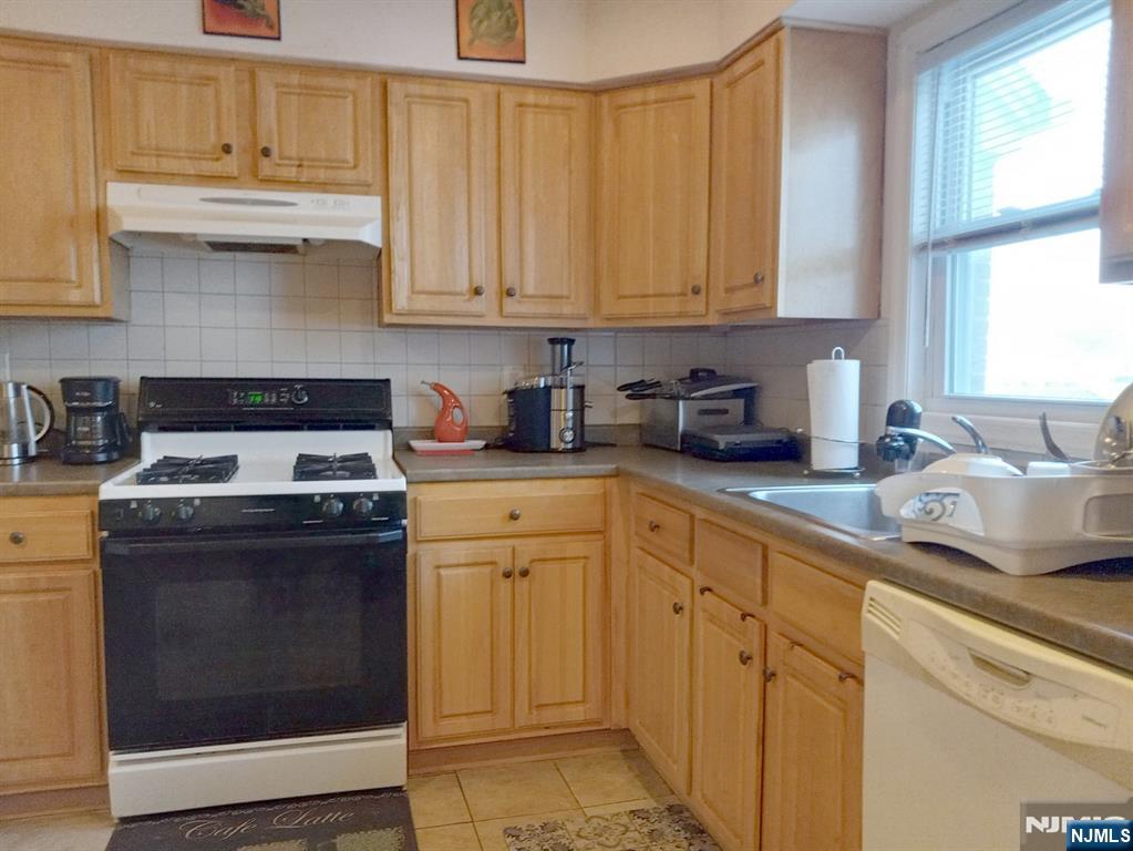 39 Vivyen Street 1st FL