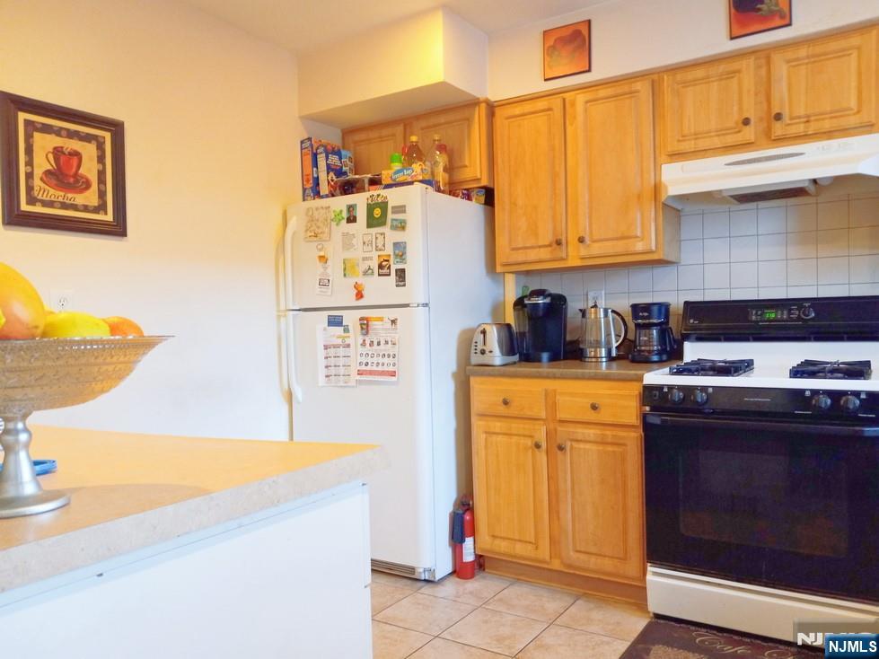 39 Vivyen Street 1st FL