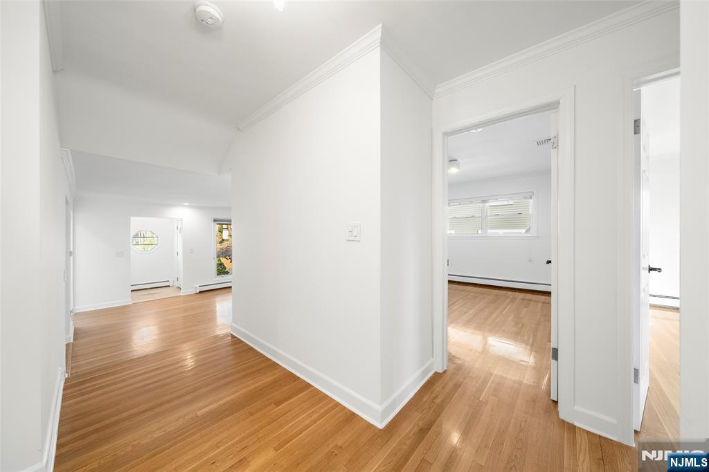 1128 Abbott Boulevard