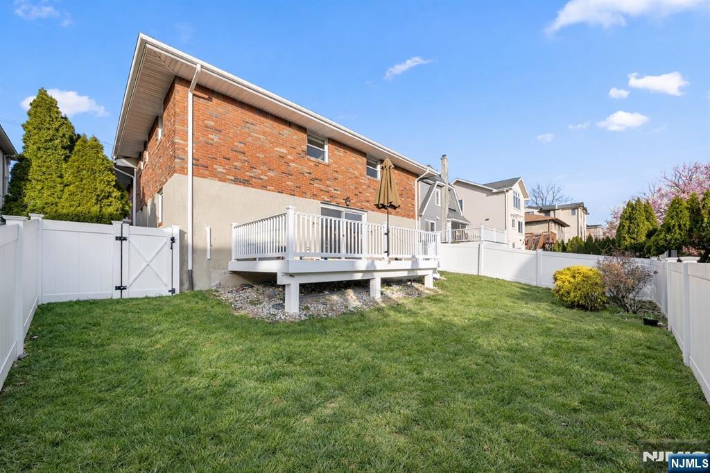 1128 Abbott Boulevard