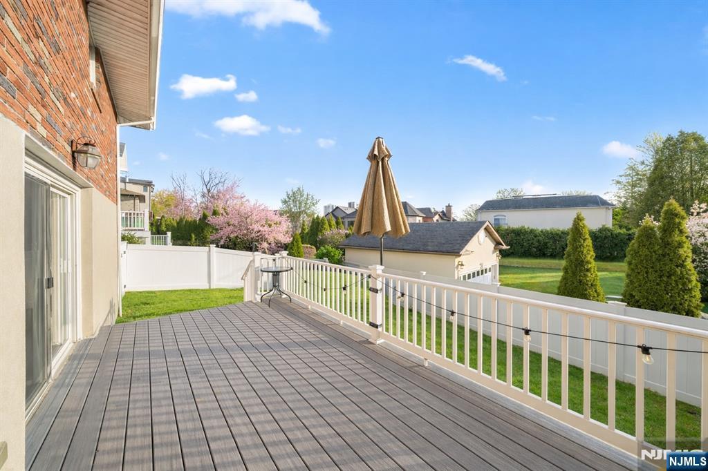 1128 Abbott Boulevard