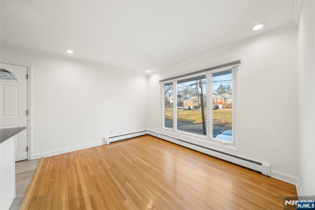 1128 Abbott Boulevard