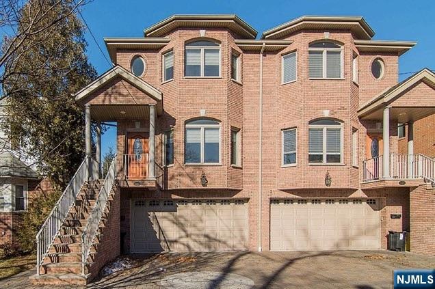517A Lawn Avenue