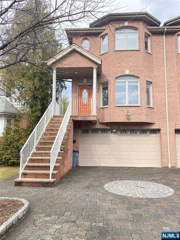 517A Lawn Avenue