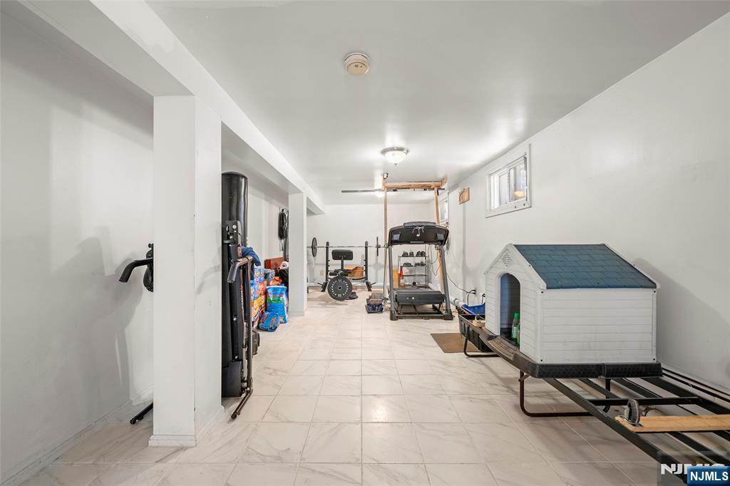 539 Bergen Boulevard