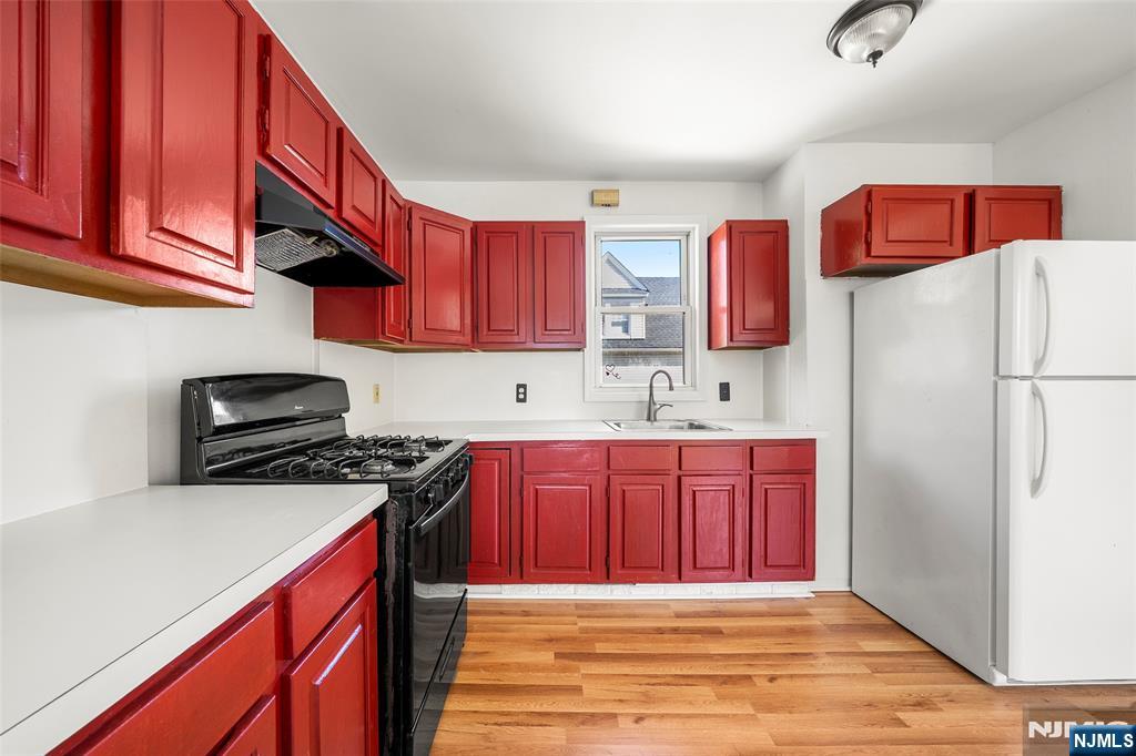 539 Bergen Boulevard