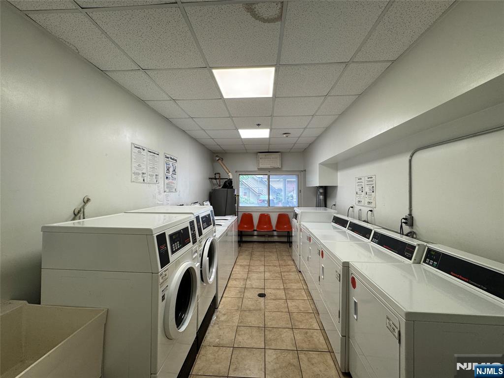 333 Grand Avenue 2R