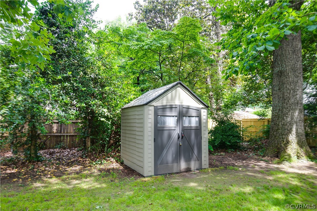 6114 Patterson Ave