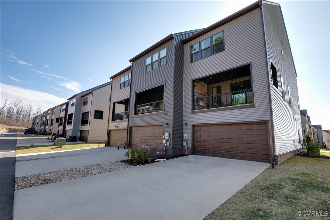 2101 Cantina Ln