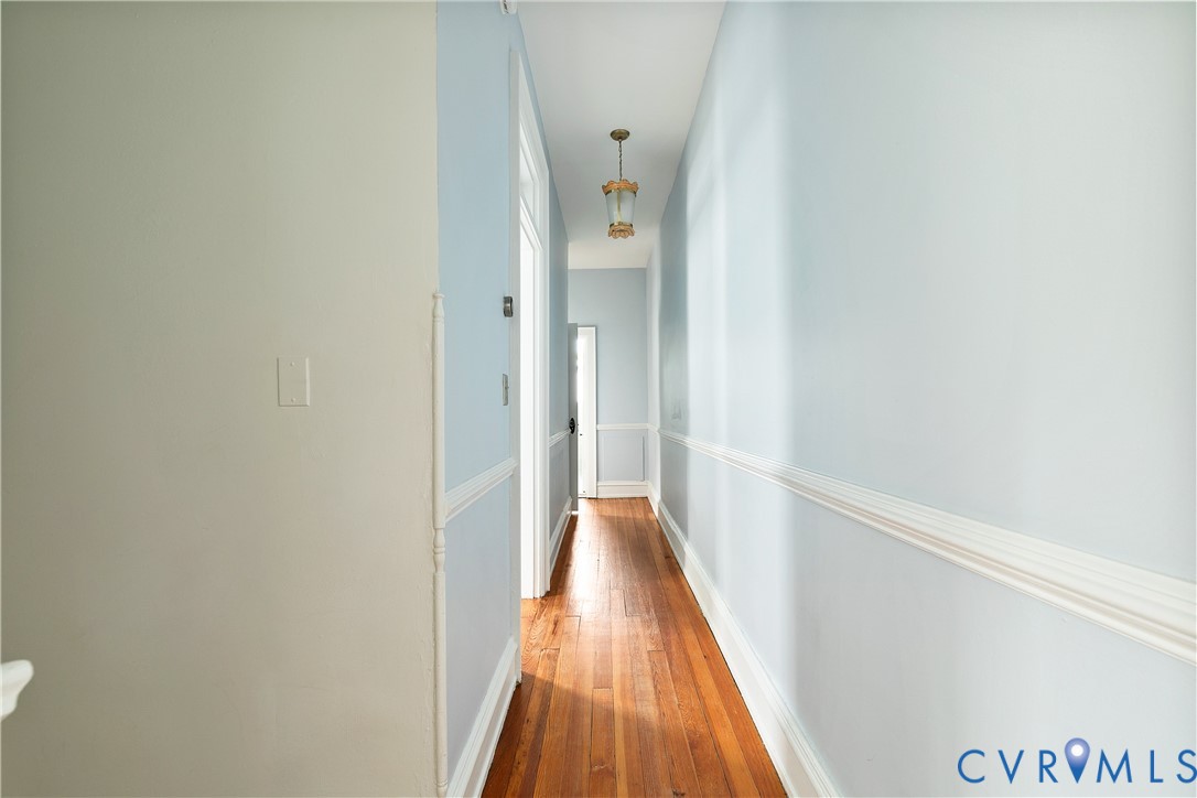108 Strawberry St