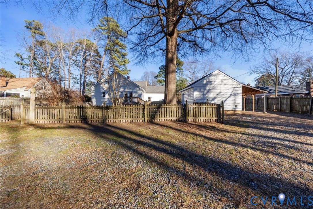 2224 Pocoshock Blvd