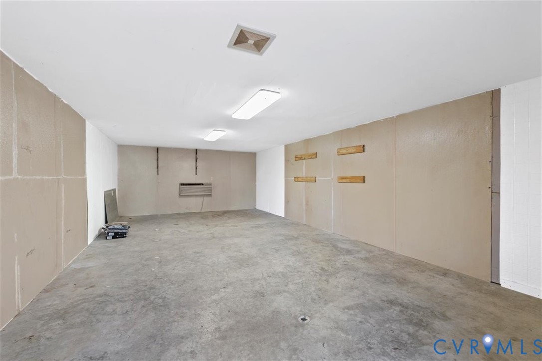 2224 Pocoshock Blvd