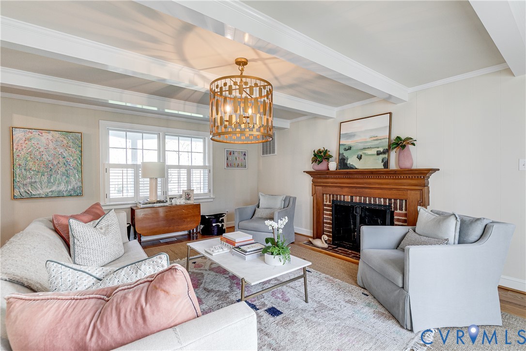 10451 Cherokee Rd