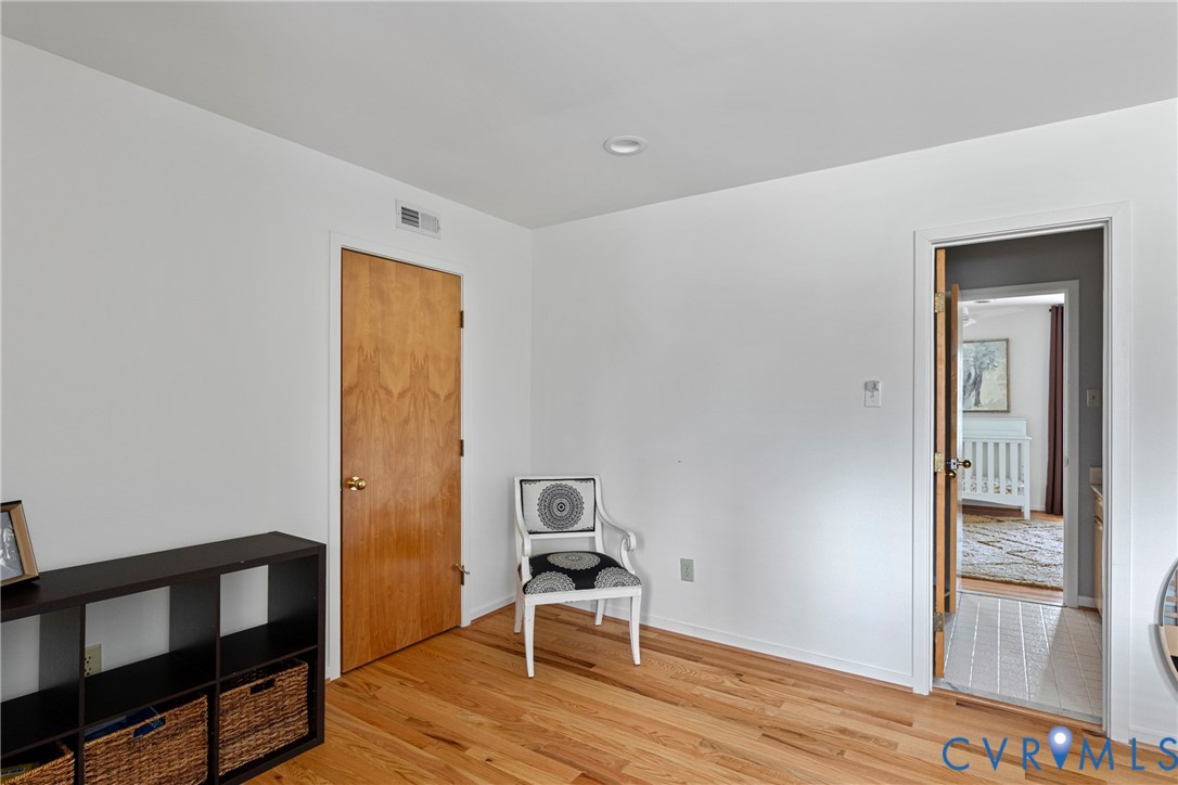 309 Cheswick Ln
