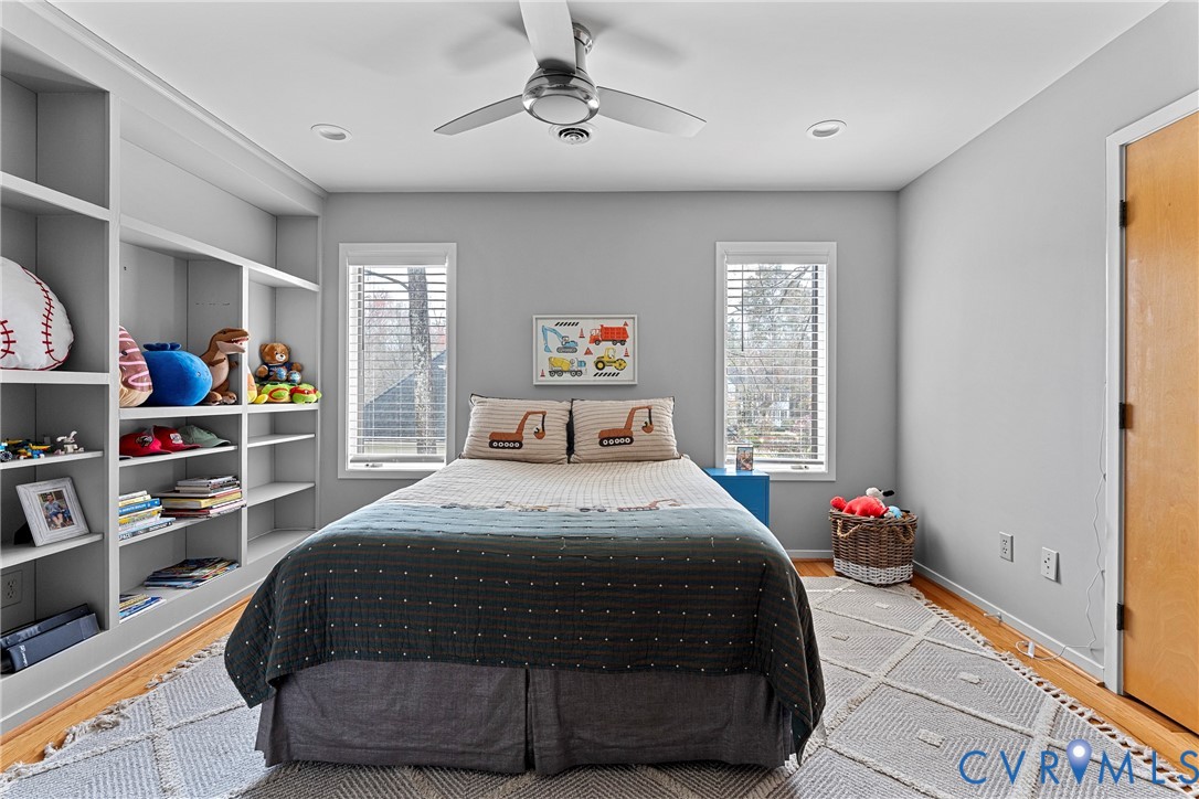 309 Cheswick Ln