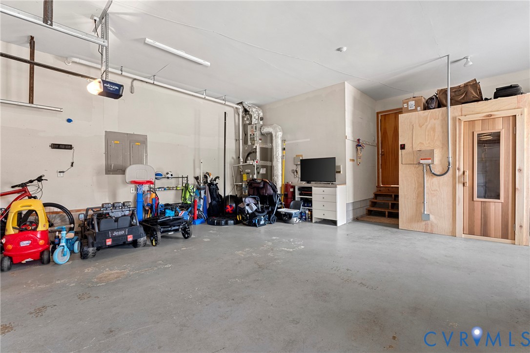 309 Cheswick Ln