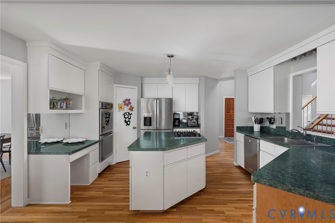 309 Cheswick Ln