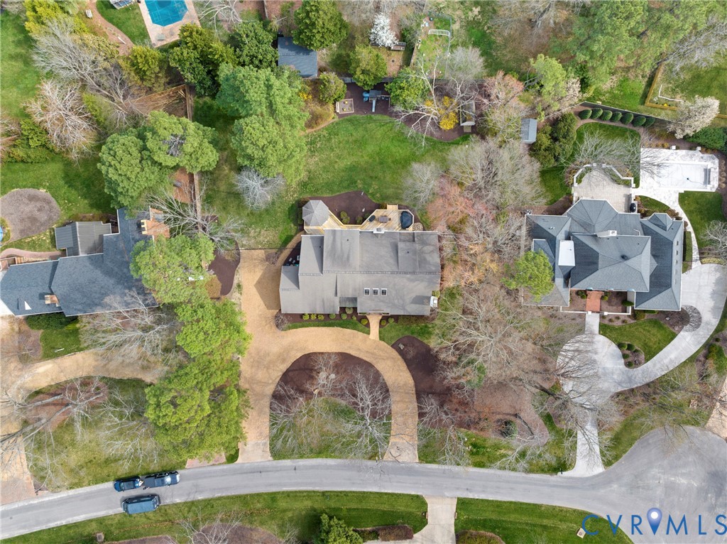 309 Cheswick Ln