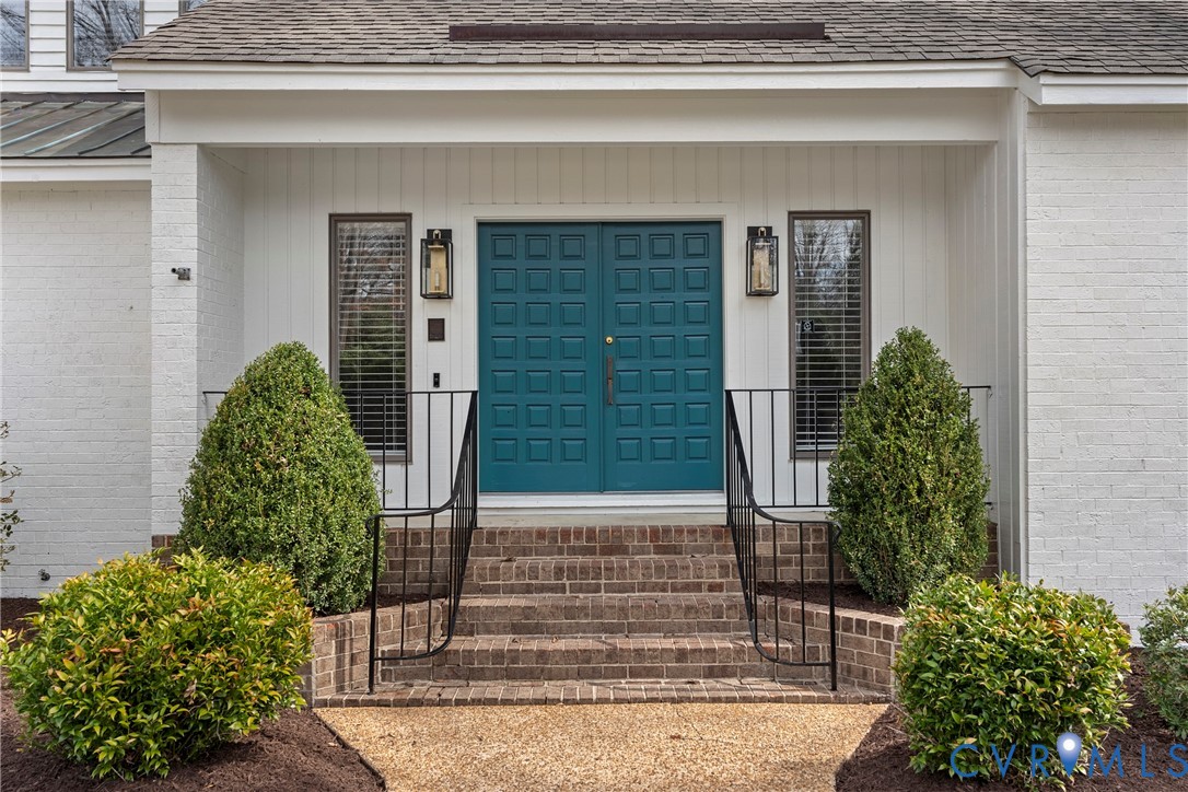 309 Cheswick Ln