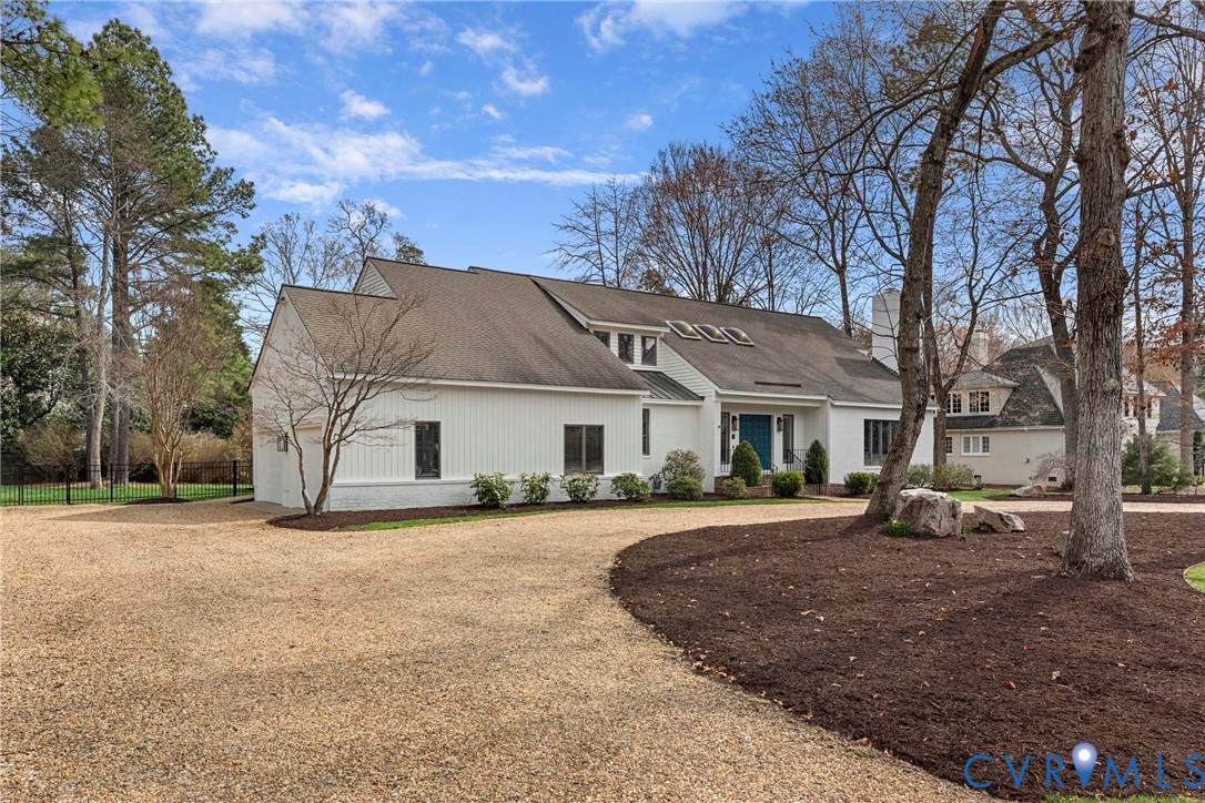 309 Cheswick Ln