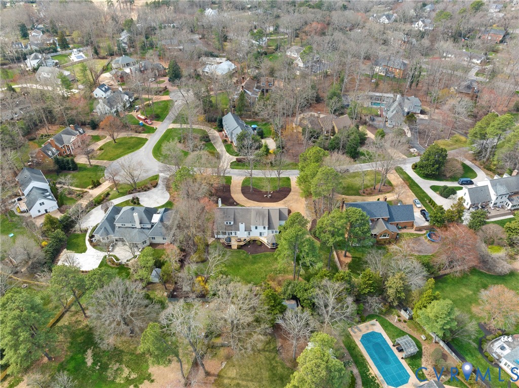309 Cheswick Ln
