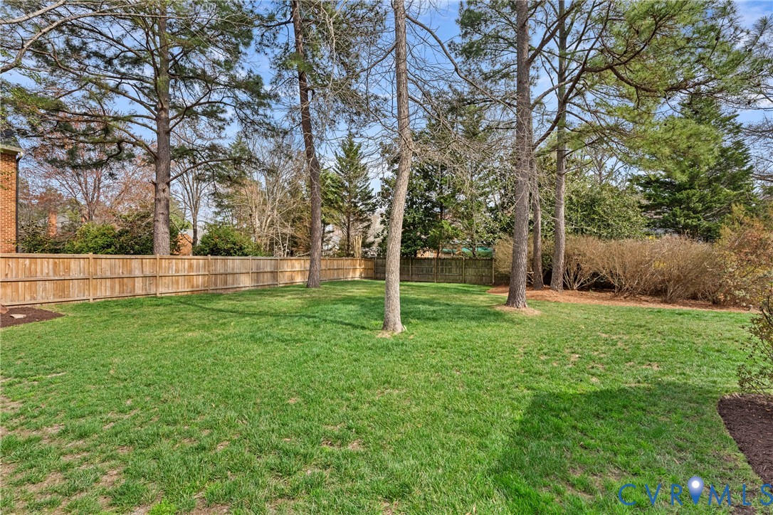 309 Cheswick Ln