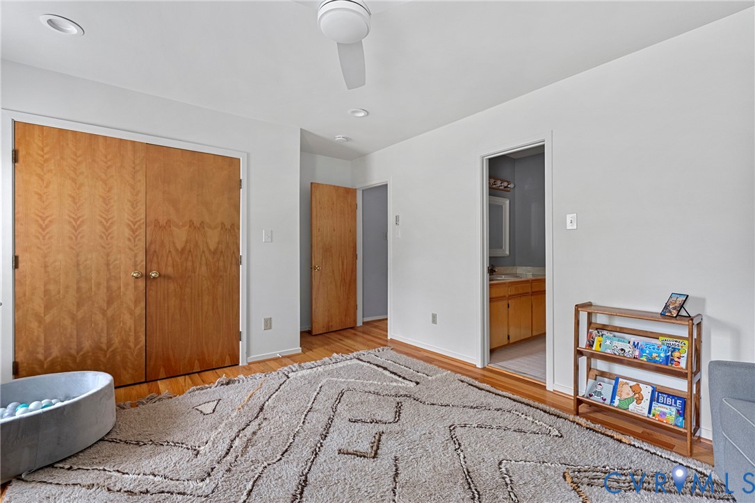 309 Cheswick Ln