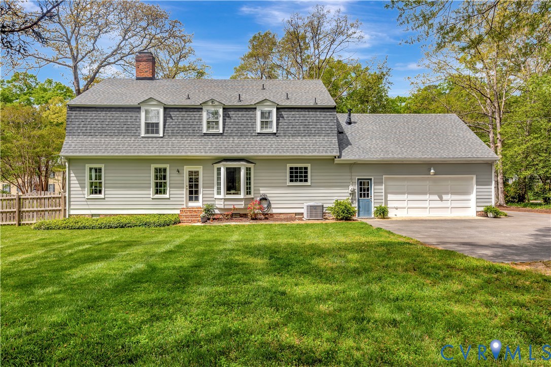 1605 Hearthglow Ln