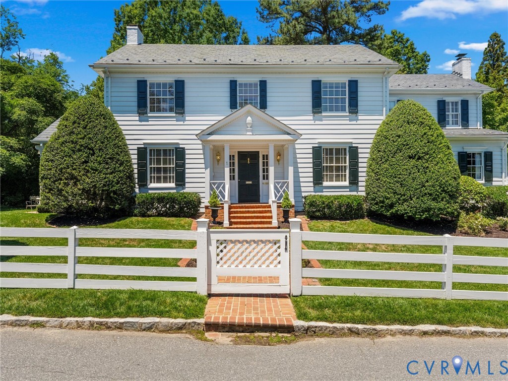 1 Kingsway Ct