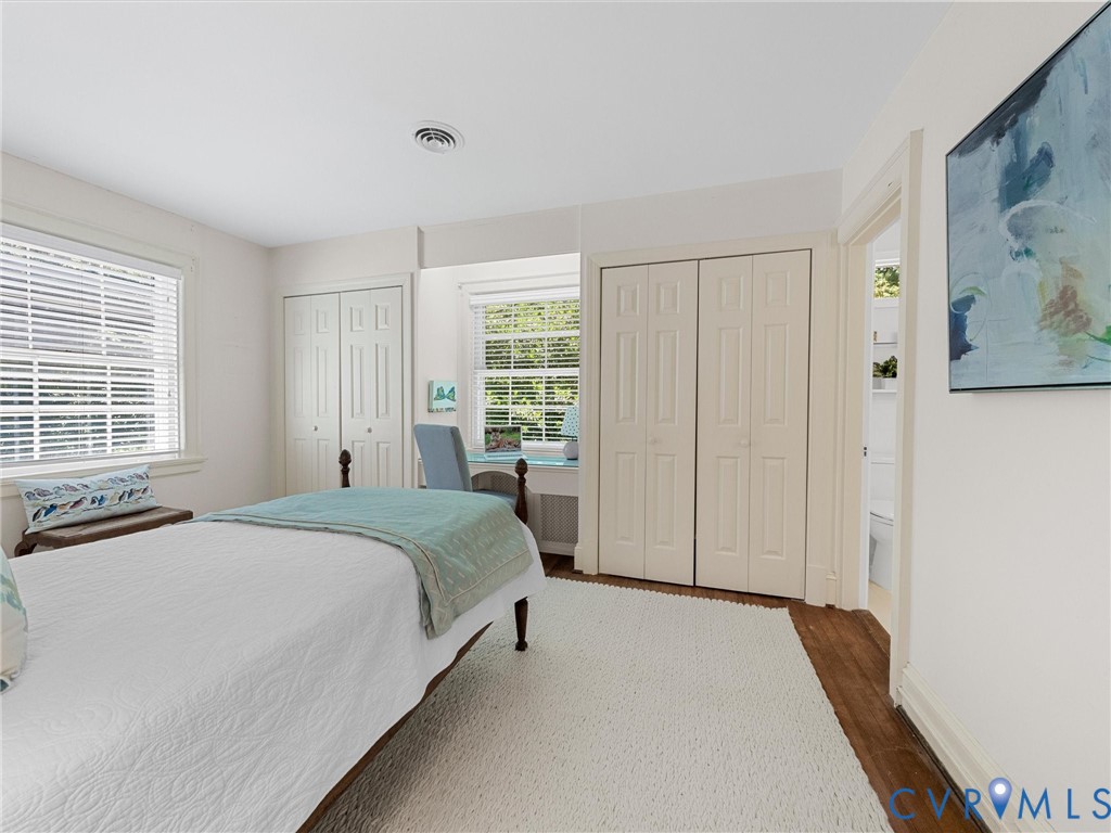 1 Kingsway Ct