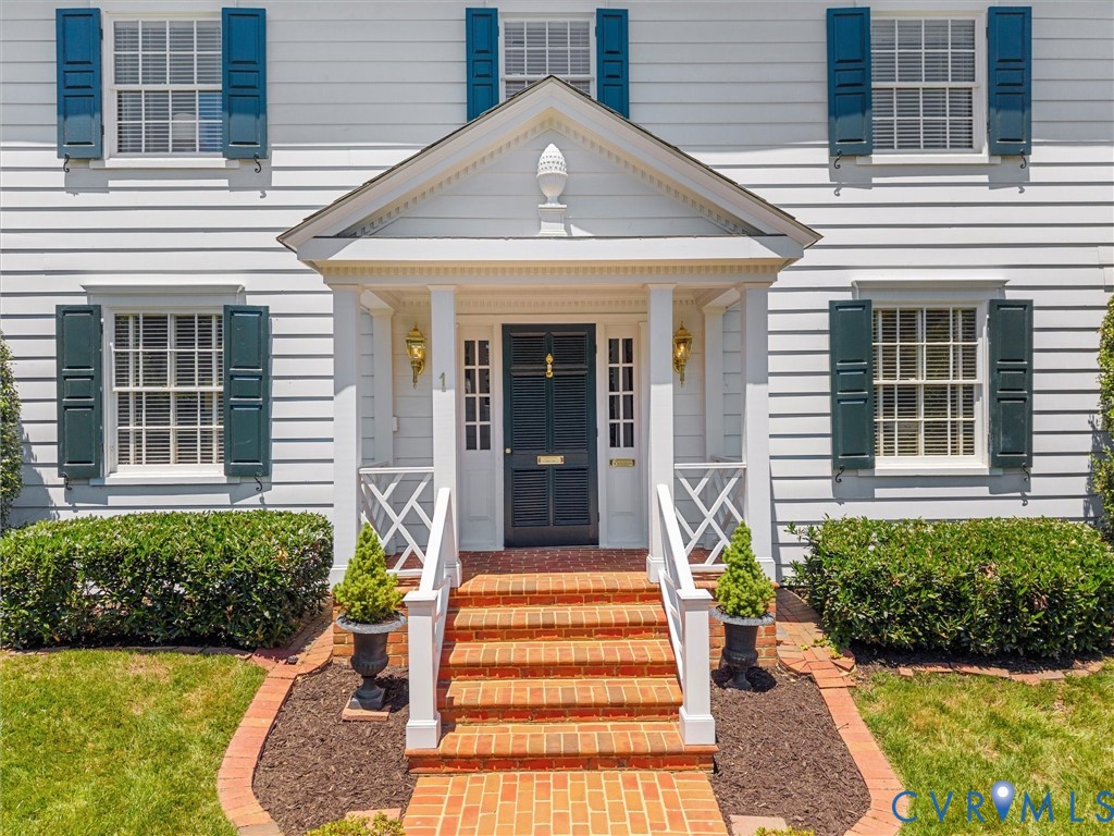 1 Kingsway Ct