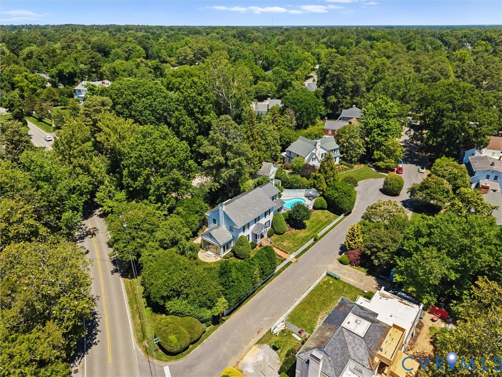 1 Kingsway Ct