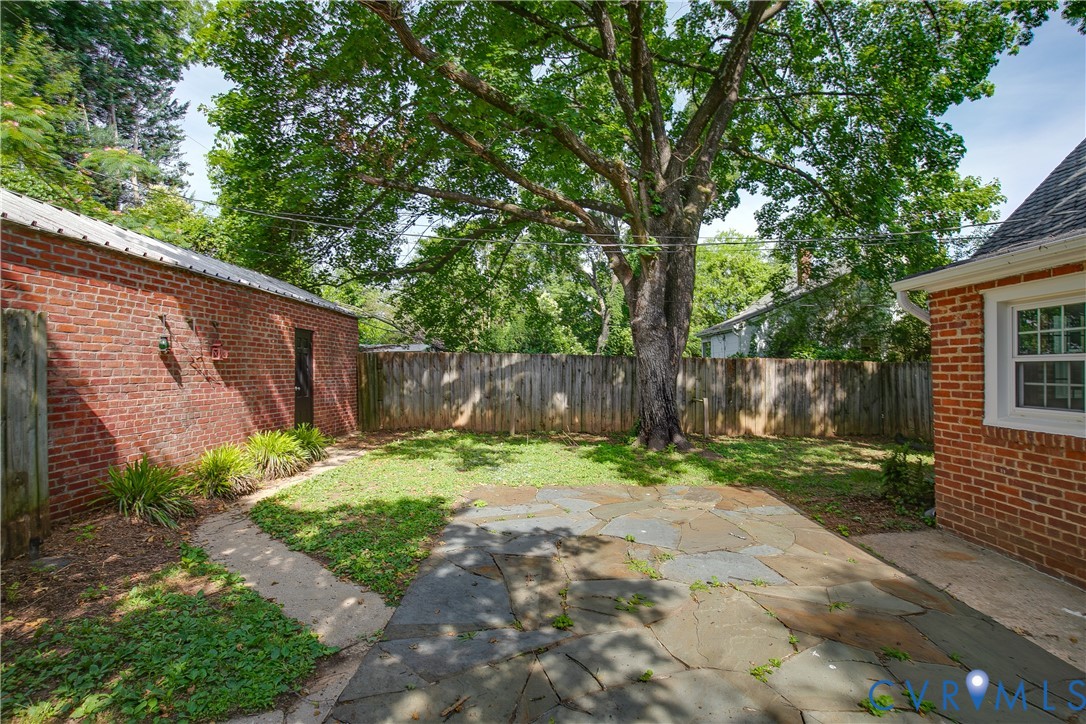 3205 Rueger St