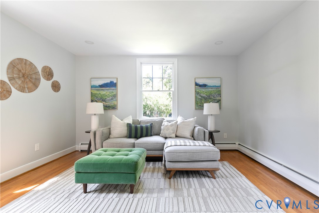 1408 Cedar Ln