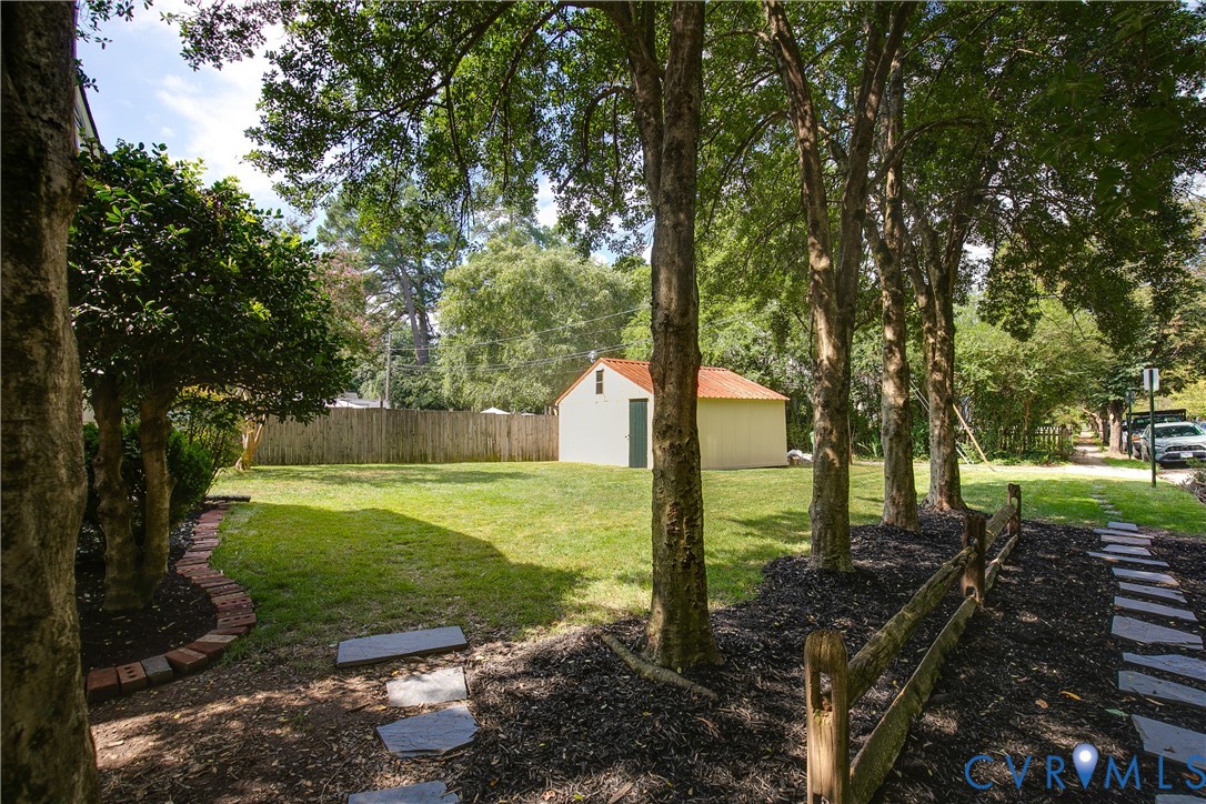 1408 Cedar Ln
