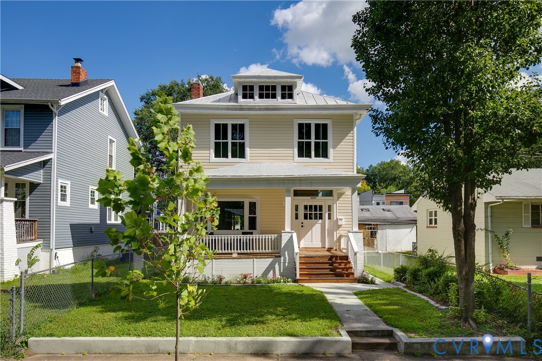 2207 2nd Ave
