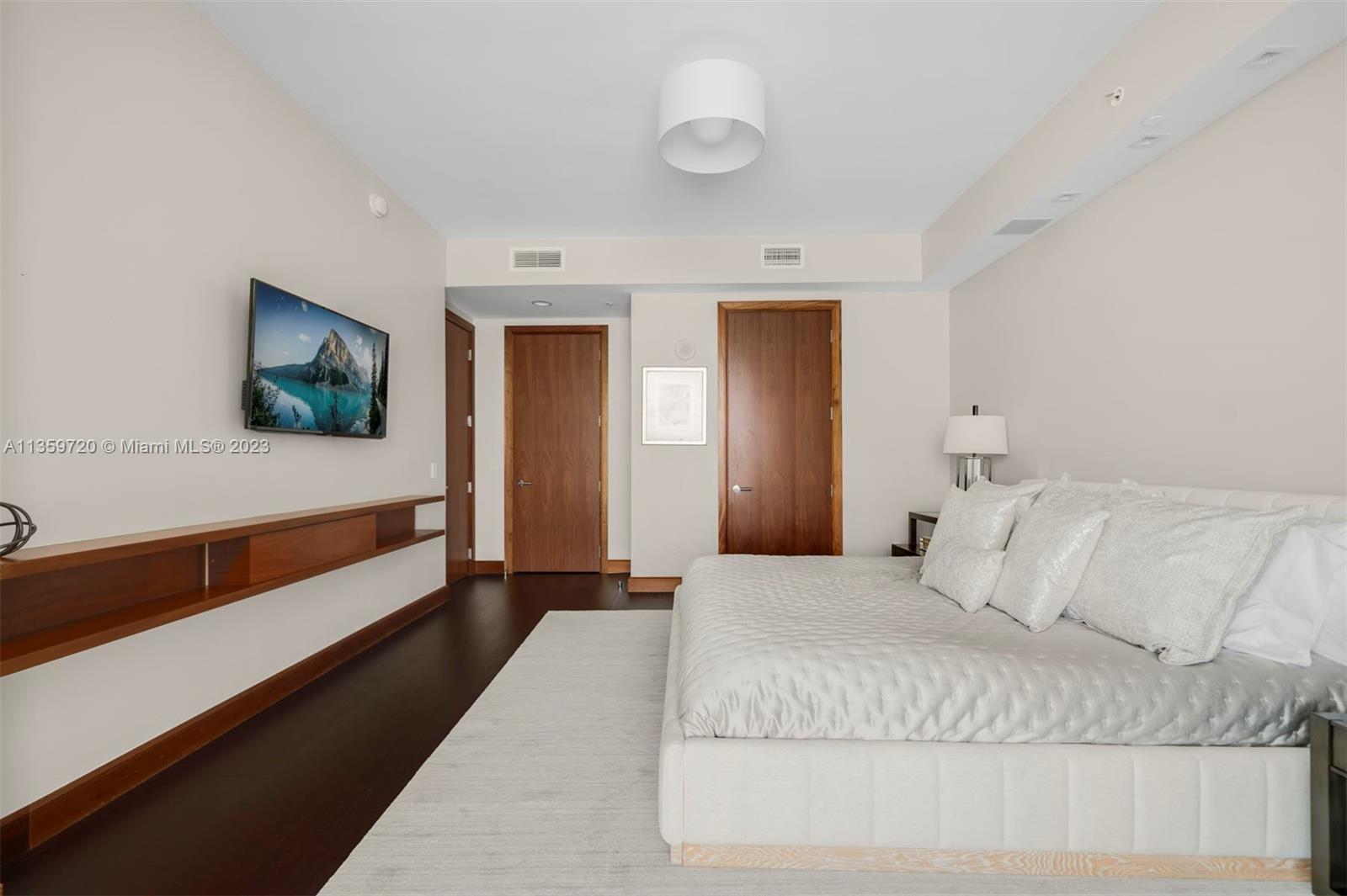 9703 Collins Ave # 2604