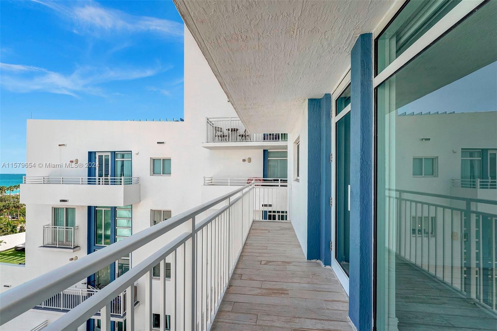7600 E Collins Ave # 910
