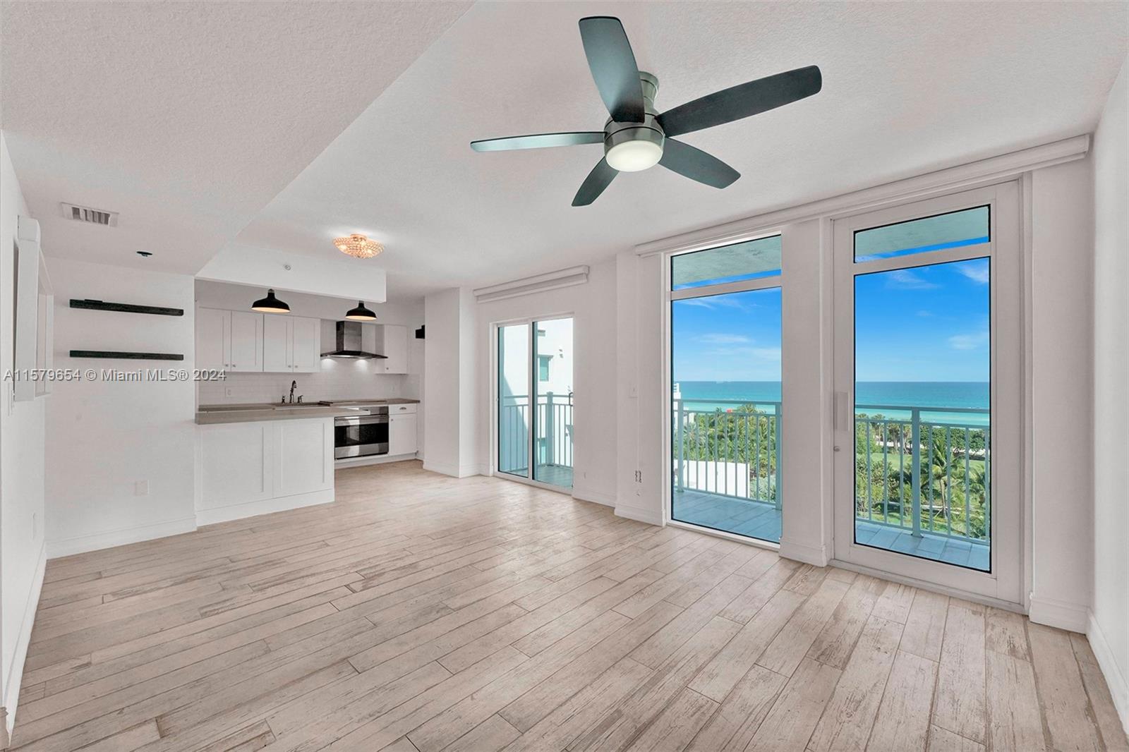 7600 E Collins Ave # 910