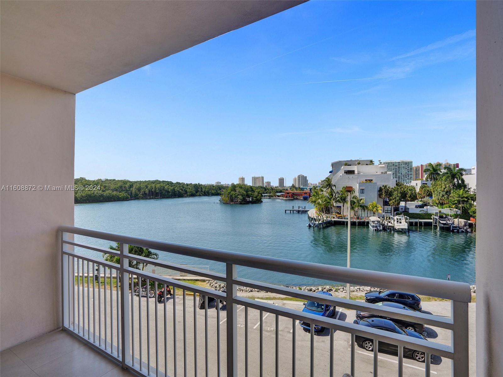 400 Kings Point Dr # 314